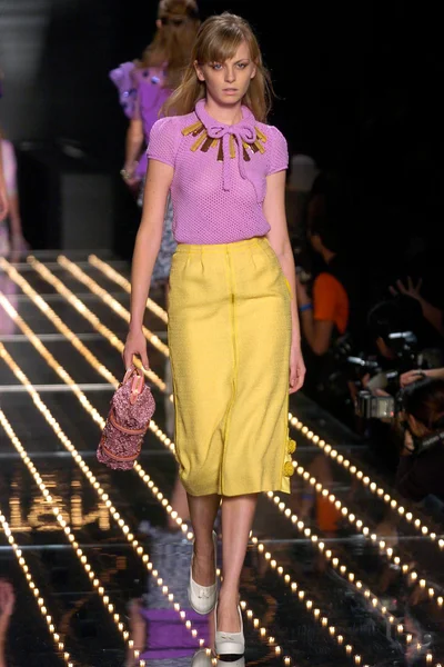 Look 33